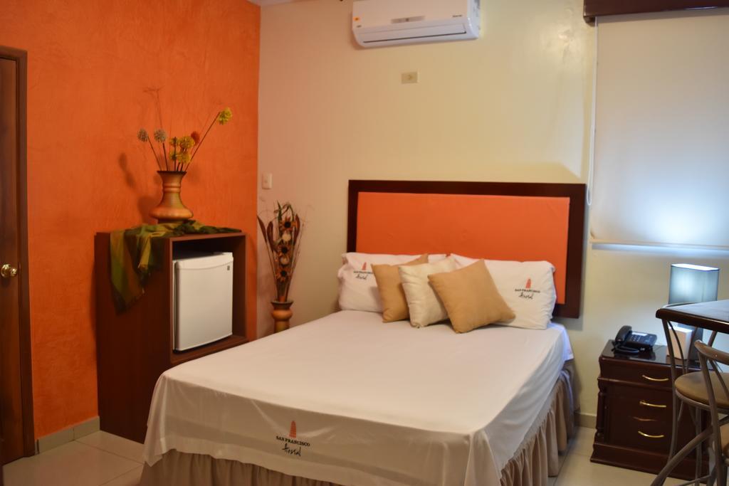 San Francisco Apart Hotel Guayaquil Eksteriør billede