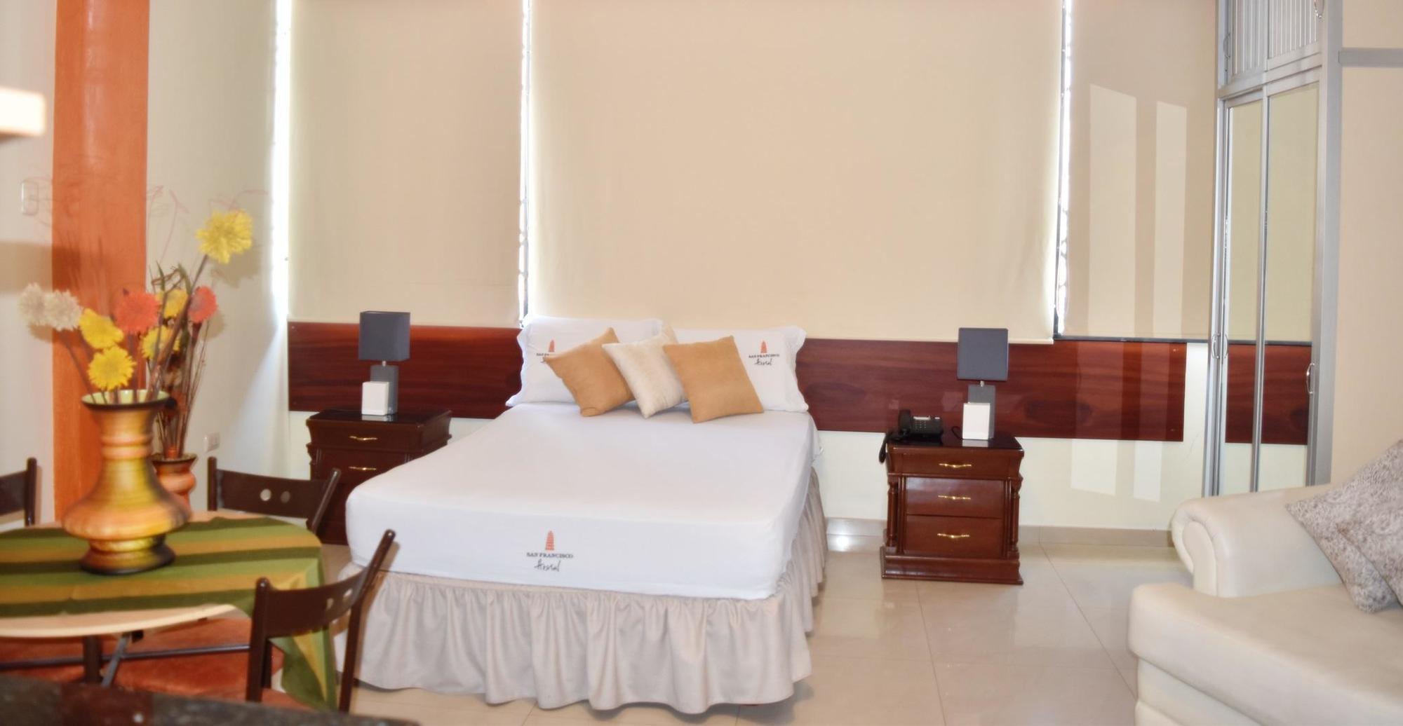 San Francisco Apart Hotel Guayaquil Eksteriør billede