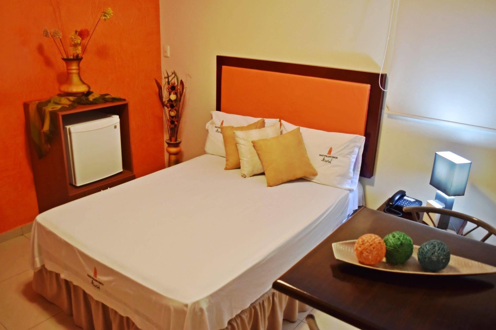 San Francisco Apart Hotel Guayaquil Eksteriør billede